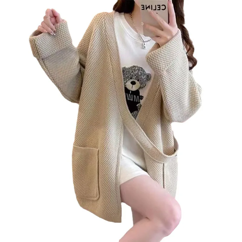 2024 Season plus-Sized Knitwear \'s Coat Oblique Single Button Design V-neck Korean Style Sweater Women\'s Outer Wear