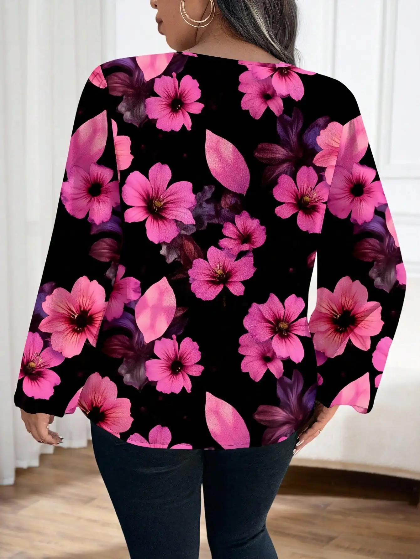 

Элегантная повседневная блузка с цветочным принтом и длинными рукавами для женщин