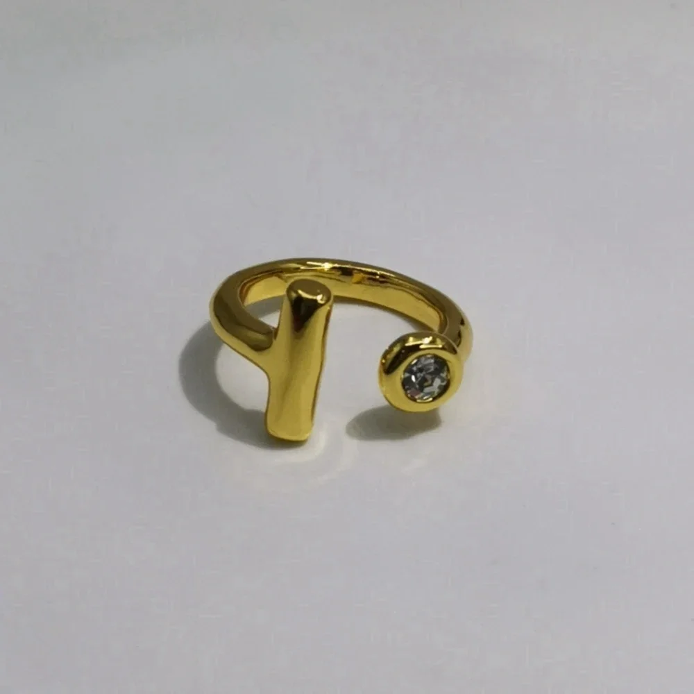 

2025 New Fashion Trend Niche Design Simple and Elegant Women's Ring Jewelry with An Open Mouth