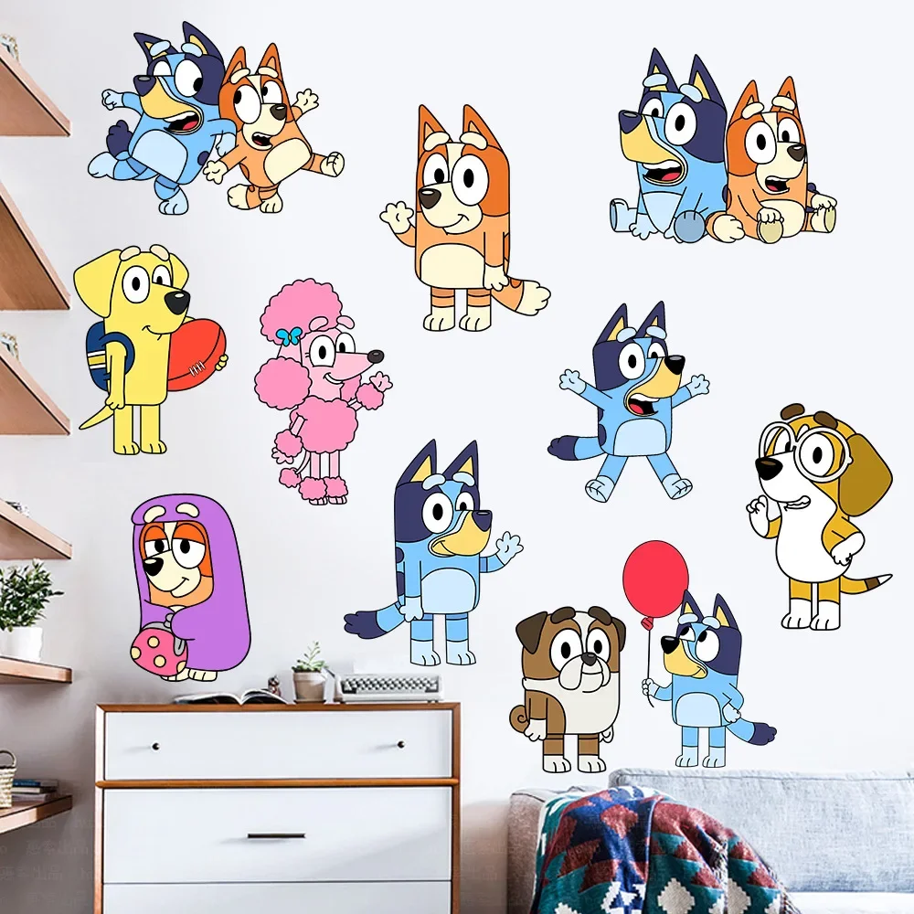 Bluey Cartoon Anime TV decorazione della stanza dei bambini adesivo autoadesivo da parete adesivo da parete serie Bluey adesivi per la decorazione della stanza