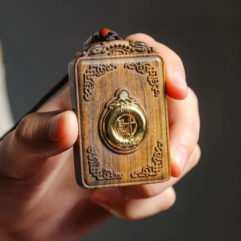 Agarwood wood carving 