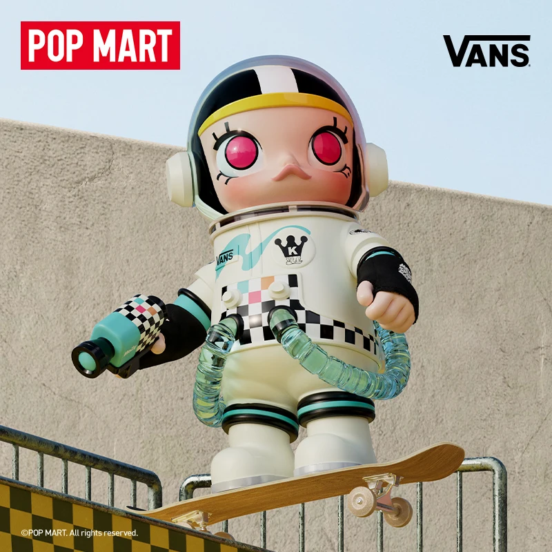 

Popmart Mega Space Molly 400% Vans Trendy Display Figurine Collectible Toy Action Figure Vans Collaborative Edition