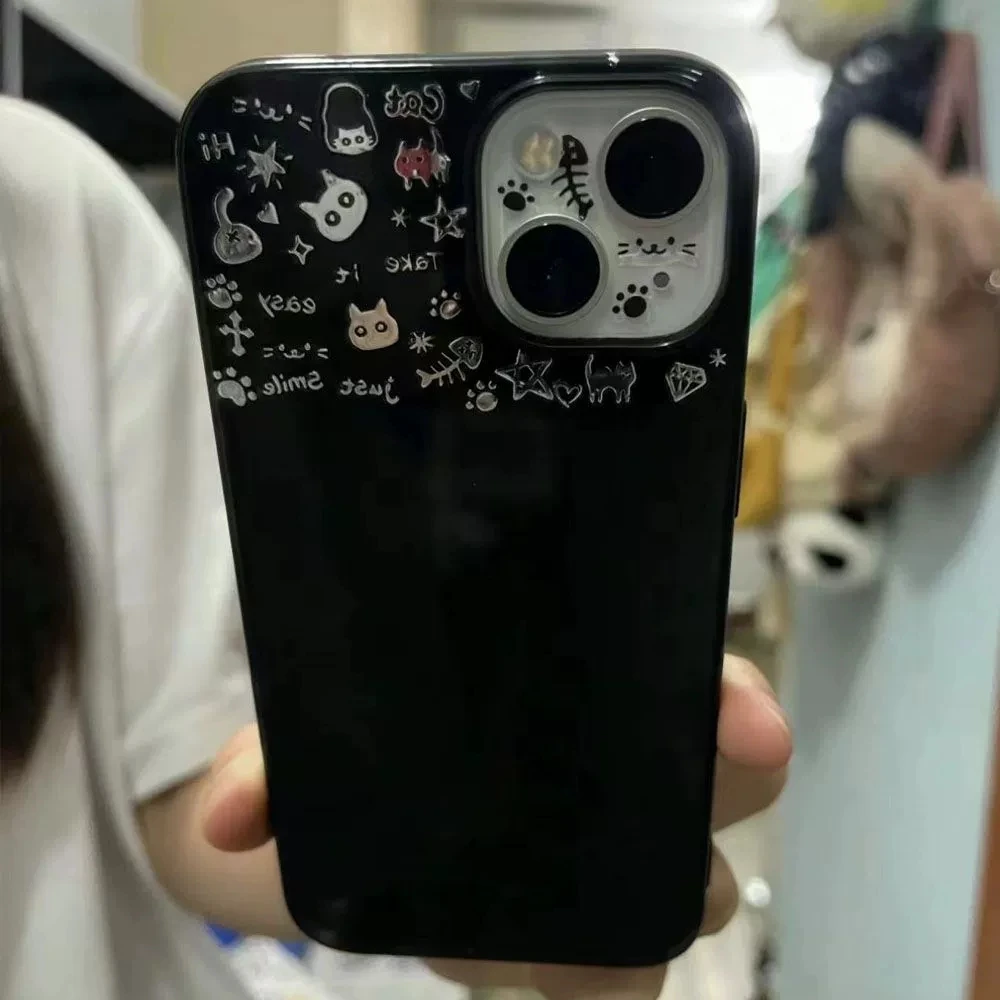 Ins Tatlı Serin Graffiti Kedi Balık Kılçığı Telefon Kılıfı iPhone 16 15 14 13 12 11 Pro Max XS XR XSMax 8 Artı Parlak HD Sert PC Kapak
