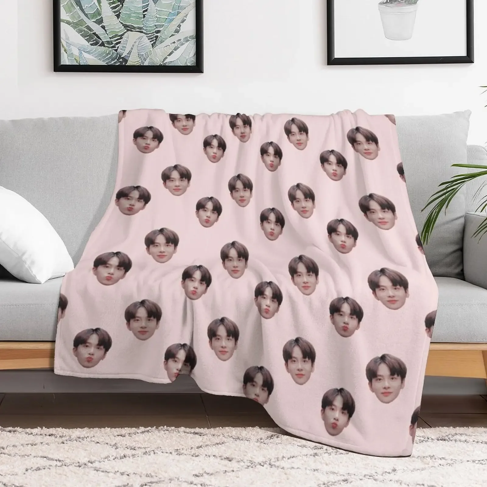 Ateez Jongho Head Pattern Bright Pink Throw Blanket Stuffeds Warm Blankets