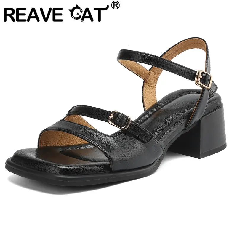 

REAVE CAT 2025 женские сандалии из натуральной кожи с квадратным носком на блочном каблуке 4,5 см, мягкая модная летняя обувь для свиданий с пряжкой и ремешком 40