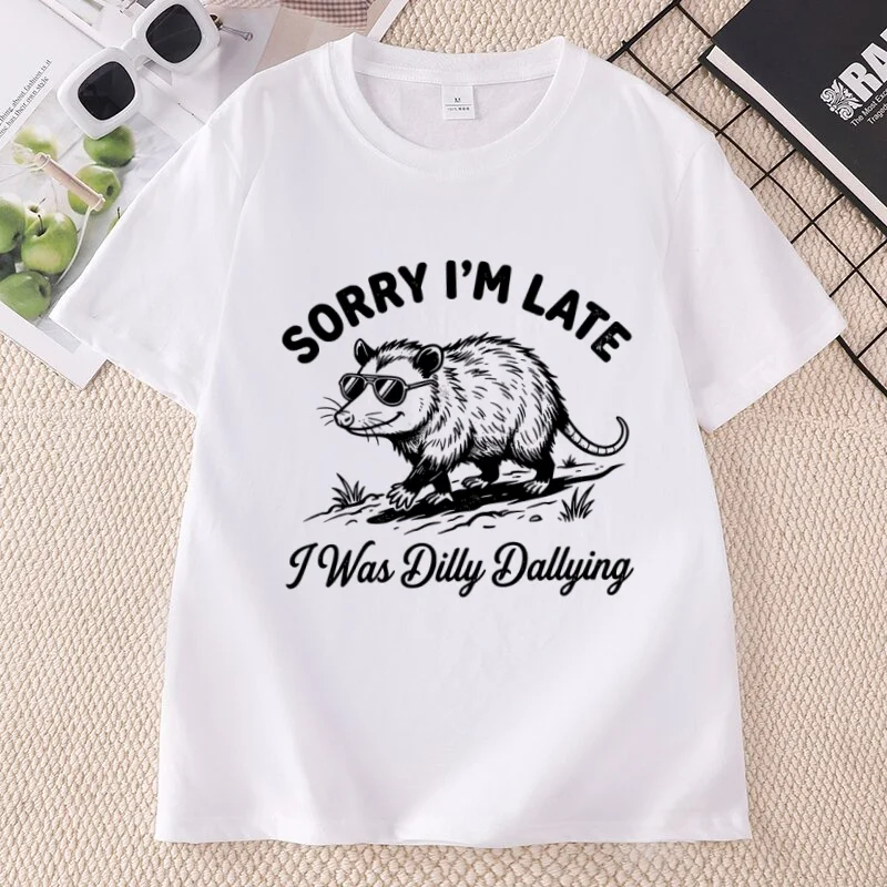 Funny Opossum T Shirt Sorry I'm Late I Was Dilly Dallying Tee Retro Possum T-Shirt Animal Graphic Tee Cotton Short Sleeve