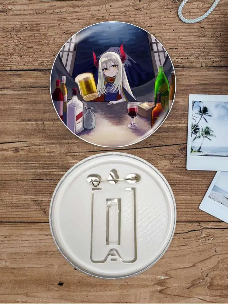 إيما أغسطس قناة vtuber أنيمي شخصية لينة زر شارة بروش مرساة الأجهزة الطرفية دبوس تخصيص 58 مللي متر ظهره الديكور #6