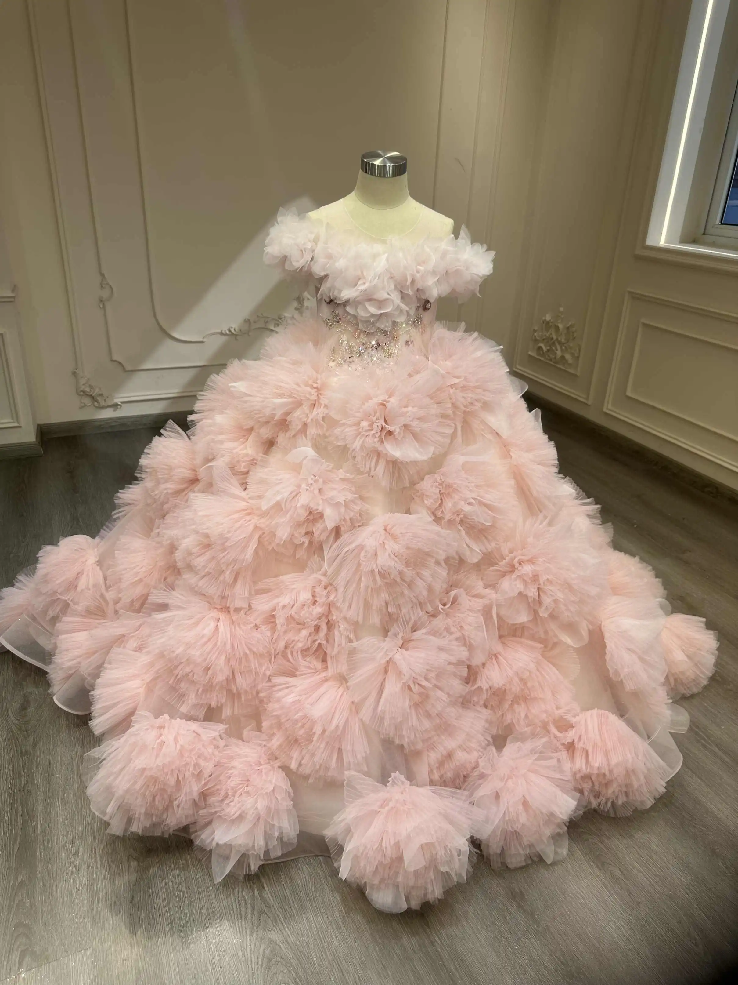 

Розовое платье с цветочным узором для девочек, костюм на день рождения, детская праздничная одежда с круглым вырезом, элегантная юбка для девочек для особых случаев