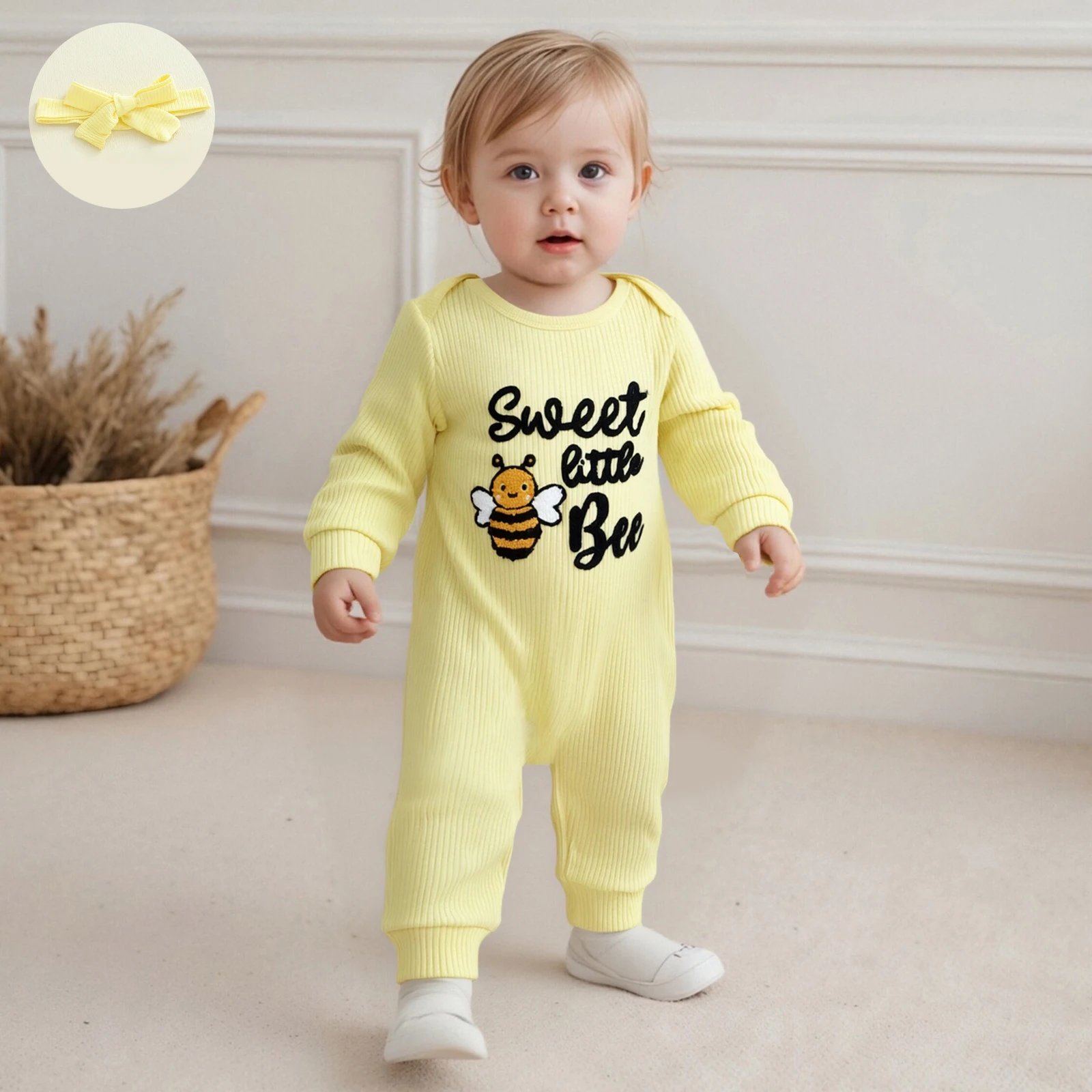 2026 جديد طفل رضيع الفتيات الخريف رومبير النحل إلكتروني التطريز طويلة الأكمام جولة الرقبة بذلة مع مجموعة عصابات رأس