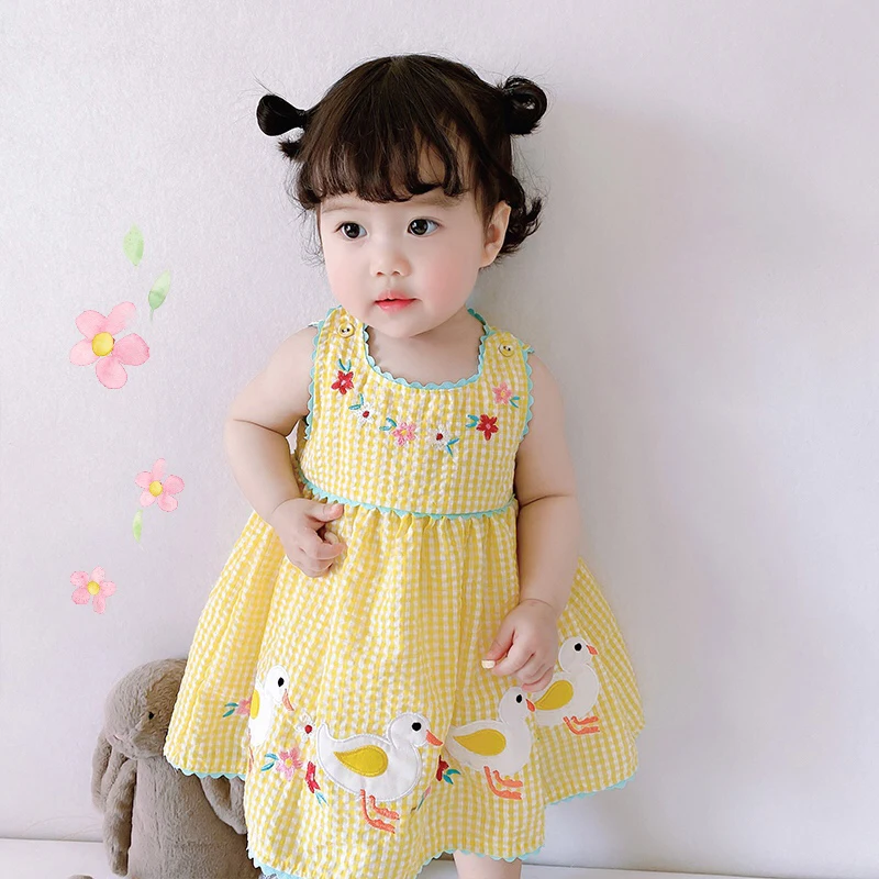 Summer Girls Flower Embroidered Dress Retro Sleeveless Princess Dresses Children Casual Clothes Fashion 0-6 Years