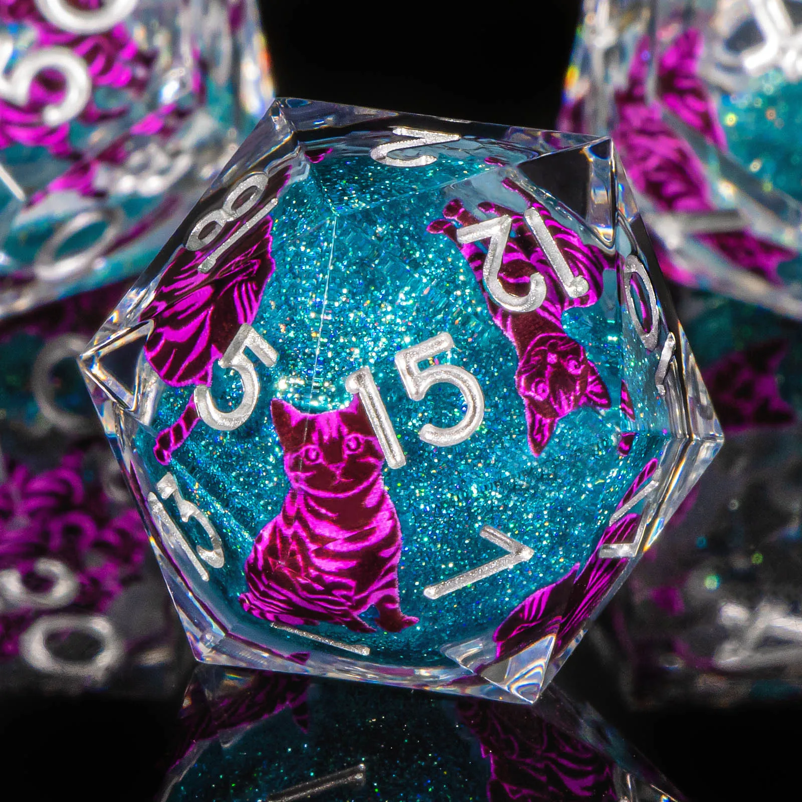 مجموعة نرد أساسي سائلة من Cat DND D&D، مجموعة نرد الزنزانة والتنين ذات الحافة الحادة، D وD لعب الأدوار D20 D12 D10 D8 D6 D4