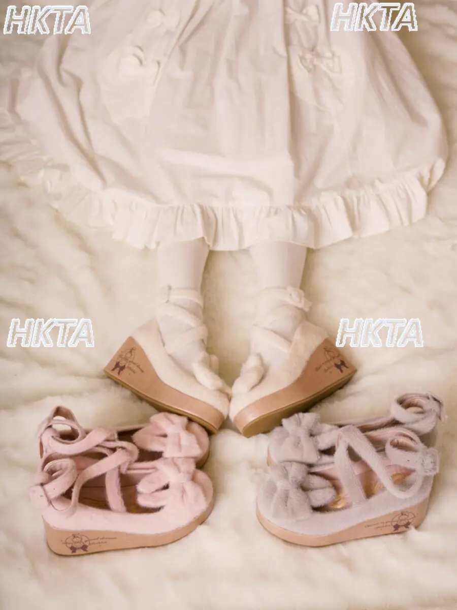 

Новые женские весенние туфли на танкетке с деревянной подошвой в стиле «Кроличья нора», японские, на толстой подошве, в стиле Лолита, плюшевые, мягкие, на высоком каблуке