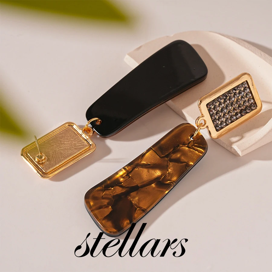 

Retro Acetate Resin Diamond Studded Rectangular Silver Needle Earrings with Exaggerated Temperament Earrings for Women