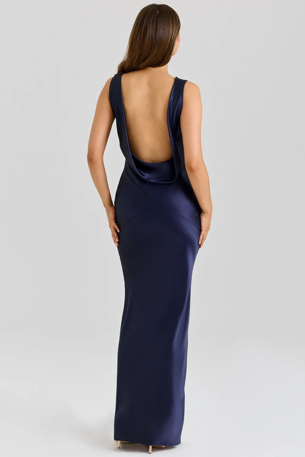 Elegant sleeveless off shoulder tight long solid color temperament high-end satin slim fit dress