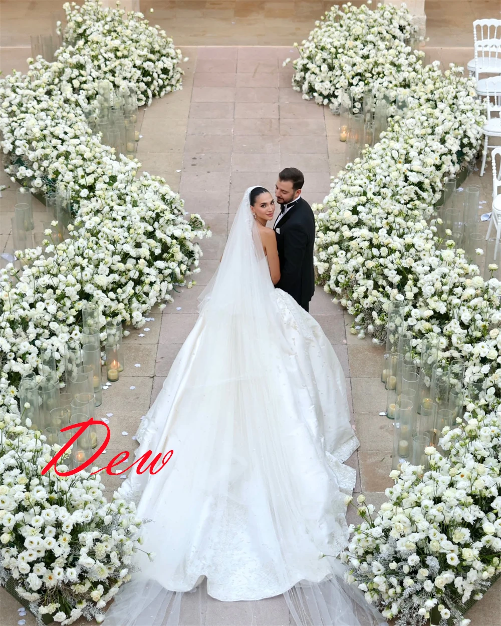 Customized High Quality White Satin Bridal Gowns Simple Strapless embroider Wedding Dress Chapel Train Open Back Dresses