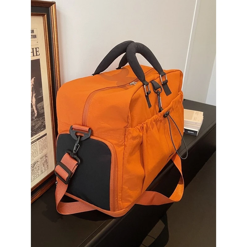 new-lightweight-large-capacity-waterproof-fitness-bag-men's-short-trip-travel-bag-handheld-check-in-luggage-dry-wet-separation