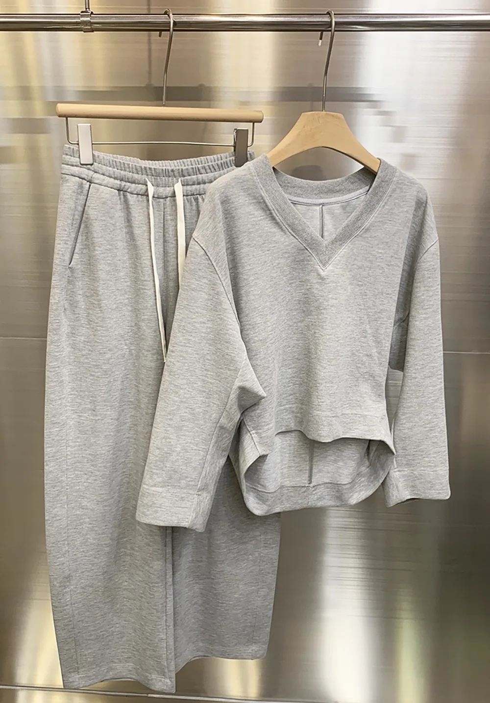 Herbst 2025 Lässige Sportliche Dstring-Hose mit Elastischem Bund, Asymmetrischer Hoher Taille und Geradem Bein, Premium-Damenhose