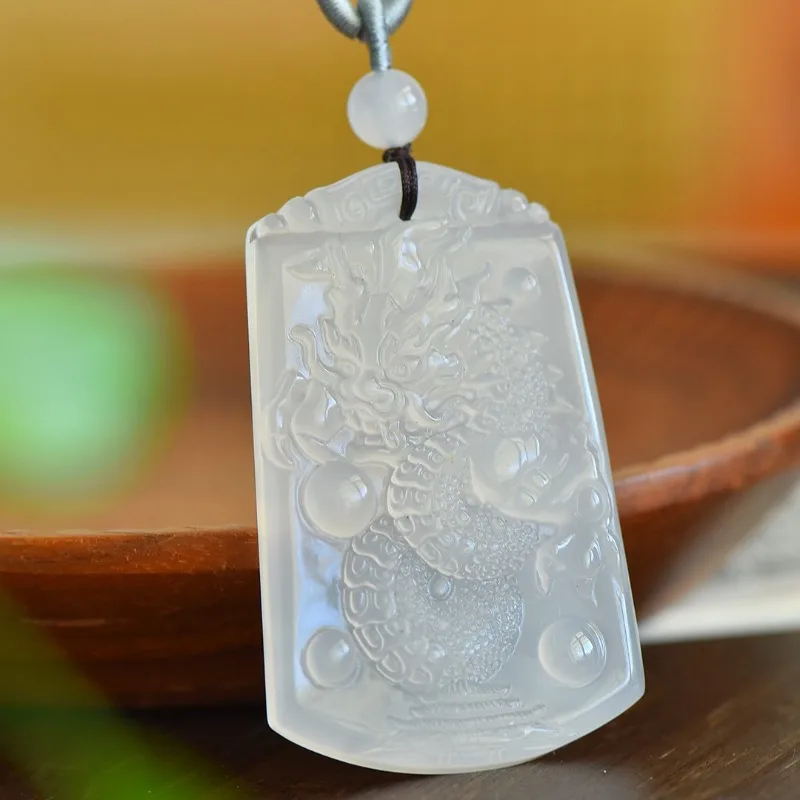 

Новый кулон из высококачественного халцедона с изображением Дракона (Знак Зодиака), модный и универсальный, от бренда Jade Brand