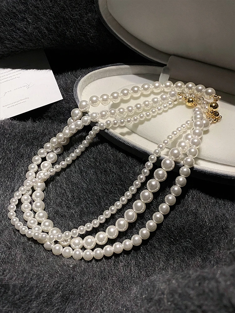 Girl’s Imitation White Pearl Magnetic Round Buckle Beadeds Chain Necklace 2024 New Collarbone Chain Elegant Jewelry for Women