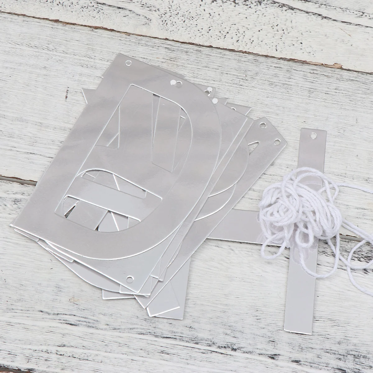 

Sequins Tassel Garland Silver Birthday Letter Banner Hanging Party Decoration For Wall Window Tree Outdoor Indoor Use