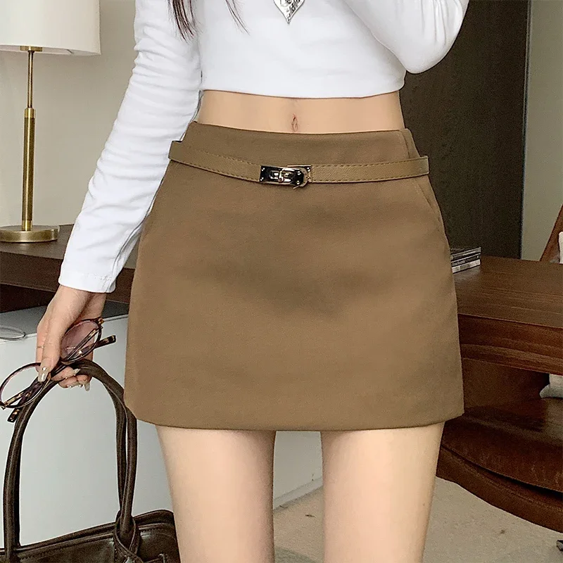 

Retro spicy girl A-line skirt midi skirt 2024 autumn new high waisted simple straight tube commuting slimming skirt