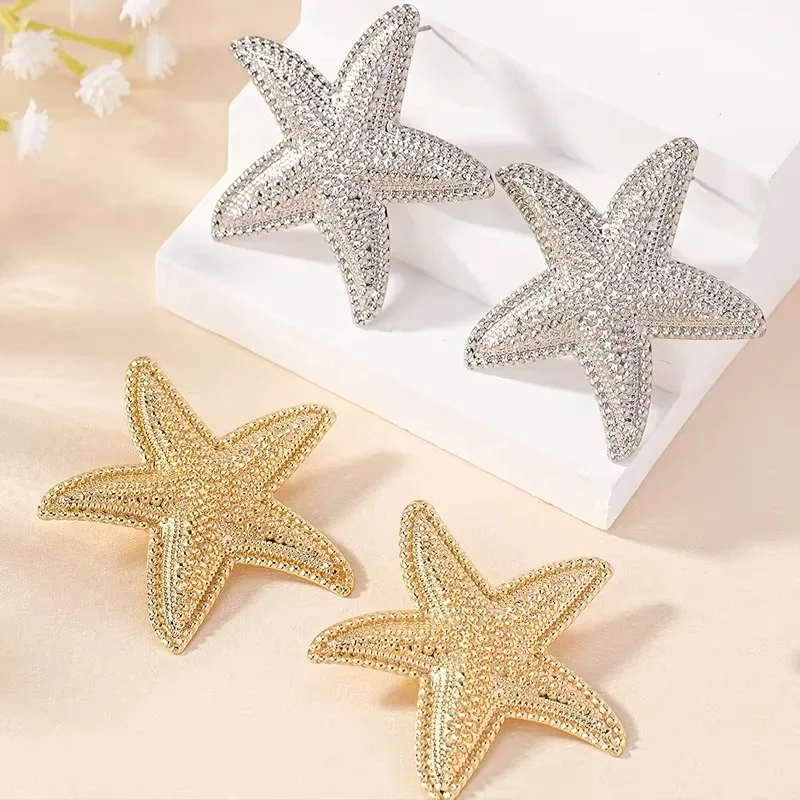 Uorich Exaggerated Geometric Starfish Stud Earrings for Women Gold Plated Not Easy To Fade Personality Jewelry Gift Daily Wear