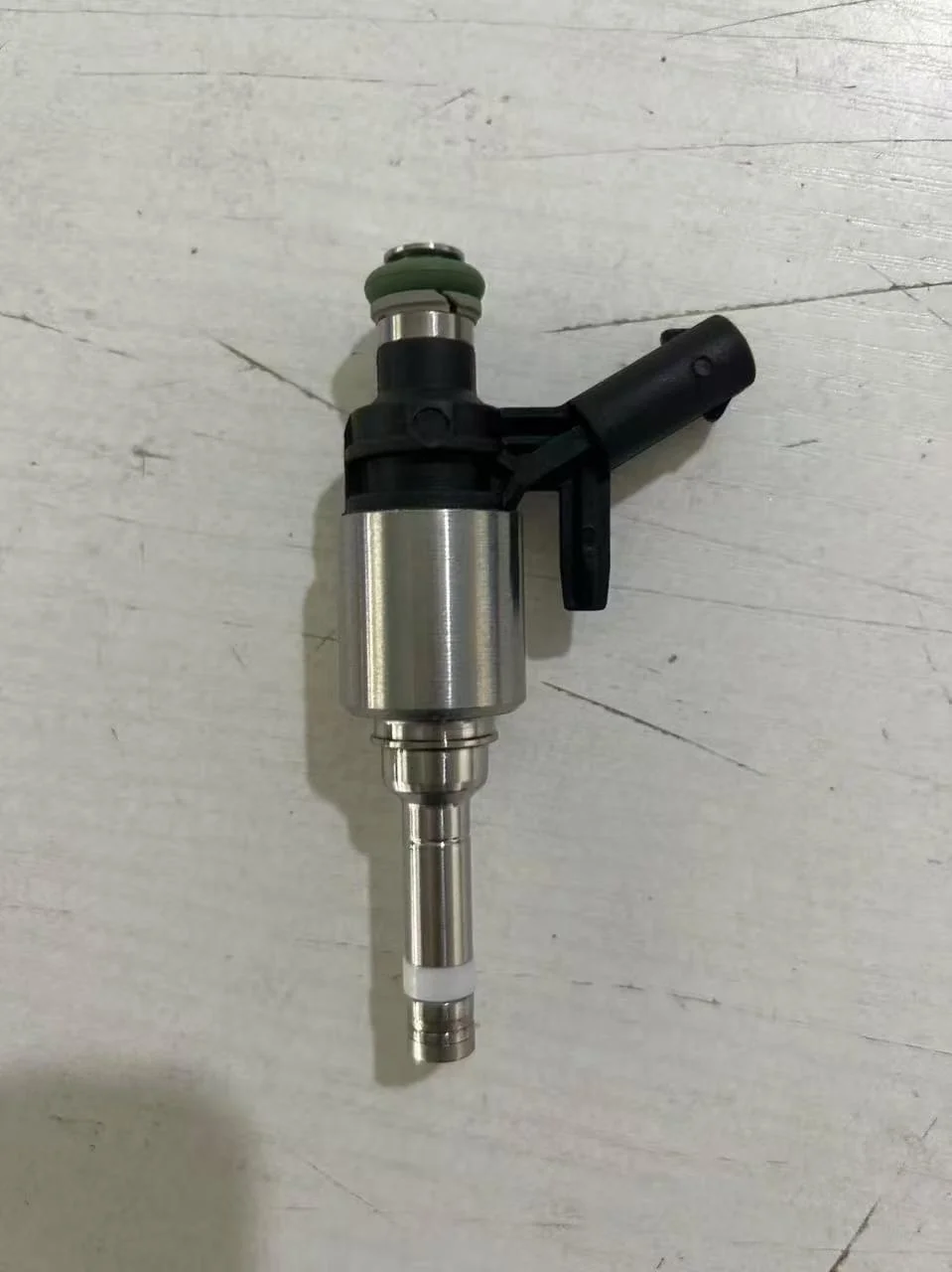 

12pcs 06L906036J Fuel injector For 2015 2016 Volkswagen Golf Audi A3