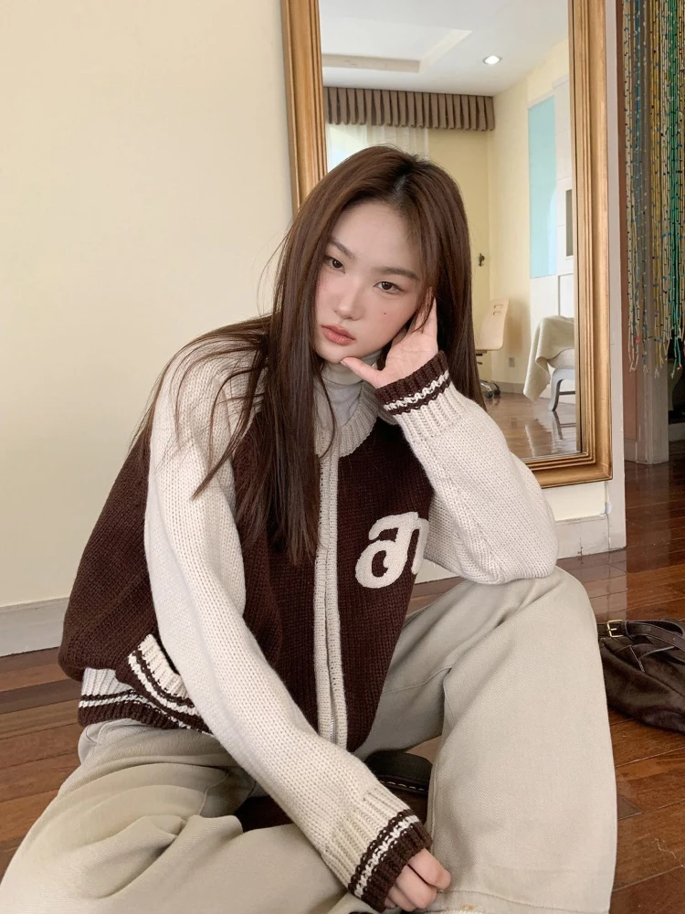 

Korobov Американский ретро осенний лоскутный свитер с круглым вырезом и длинными рукавами и карманами, повседневный свитер, женские джемперы