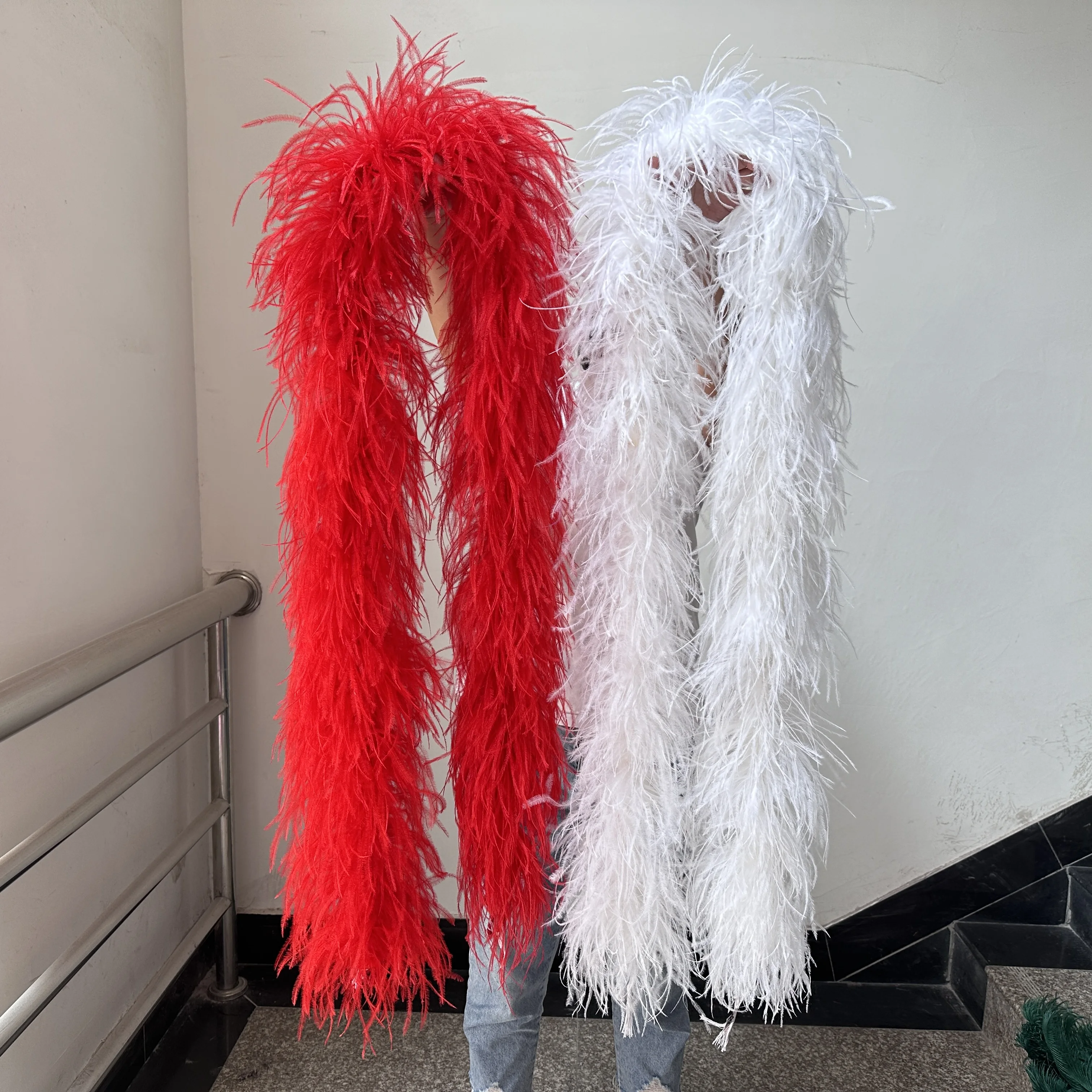 Luxury 2Meter Ostrich Feather Boa 3-20 Ply Soft Plume Wrap Scarf for Wedding Dress Dance Stage Carnival Party Costumes Decor