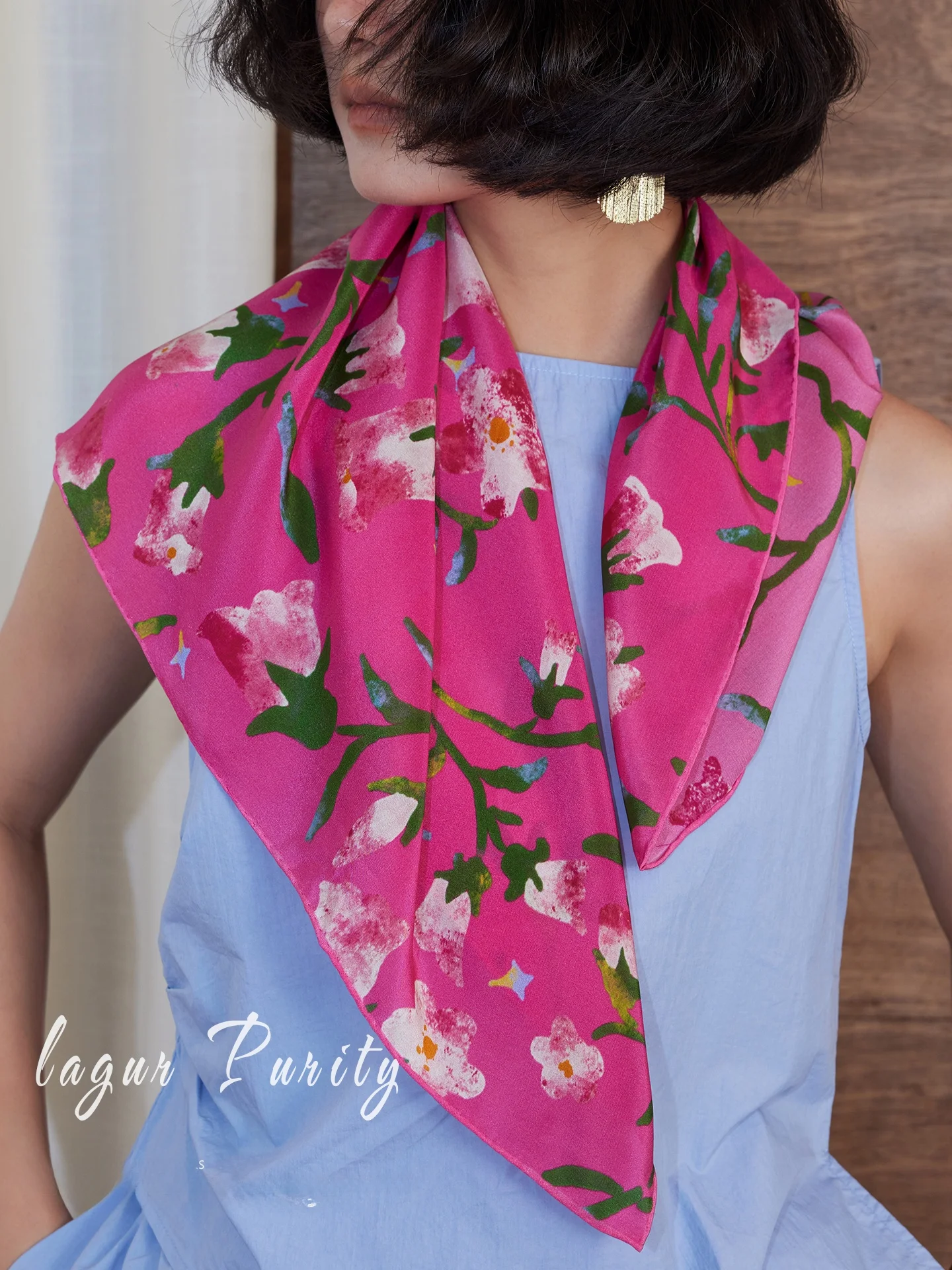 Handrolled Pink Trumpet Flower - Scarf Silk Square 评论和价格