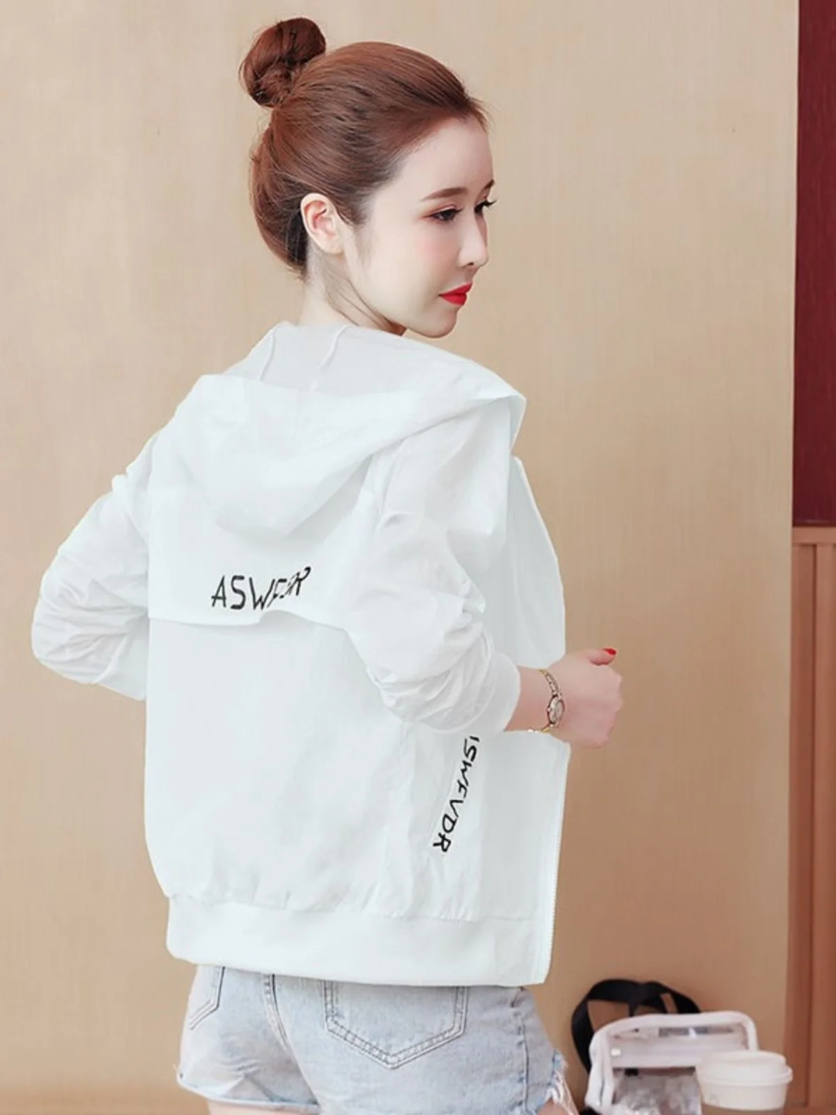 여성용 느슨한 경량 롱 Sve ort 코트 여름 새로운 한국 슬레 모자 볼 게임 Jaet Sun Protection Top