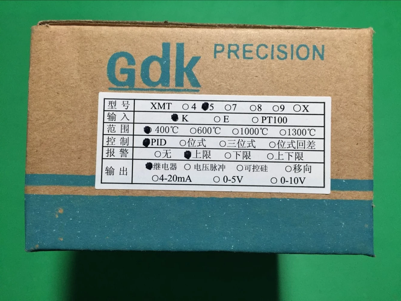 Changzhou Gaoqi Electronics GDK CH402 Thermostat XMT5-8011K02 8012K02 Intelligent Thermostat   XMT5 SSR XMT5 RELAY XMT5-8011K02