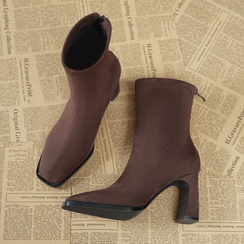 حجم 34-40 المرأة أسود/بني الجلد المدبوغ أشار تو كتلة كعب حذاء من الجلد لفصل الشتاء عالية الكعب أحذية بوت قصيرة Q-131
