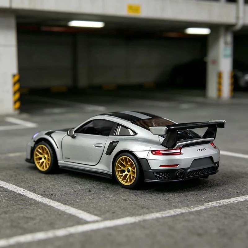 modelo-de-carro-porsche-911-gt2-rs-em-escala-1-32-feito-em-liga-metalica-com-portas-que-abrem-dos-dois-lados-com-som-e-luz-detalhes-ricos