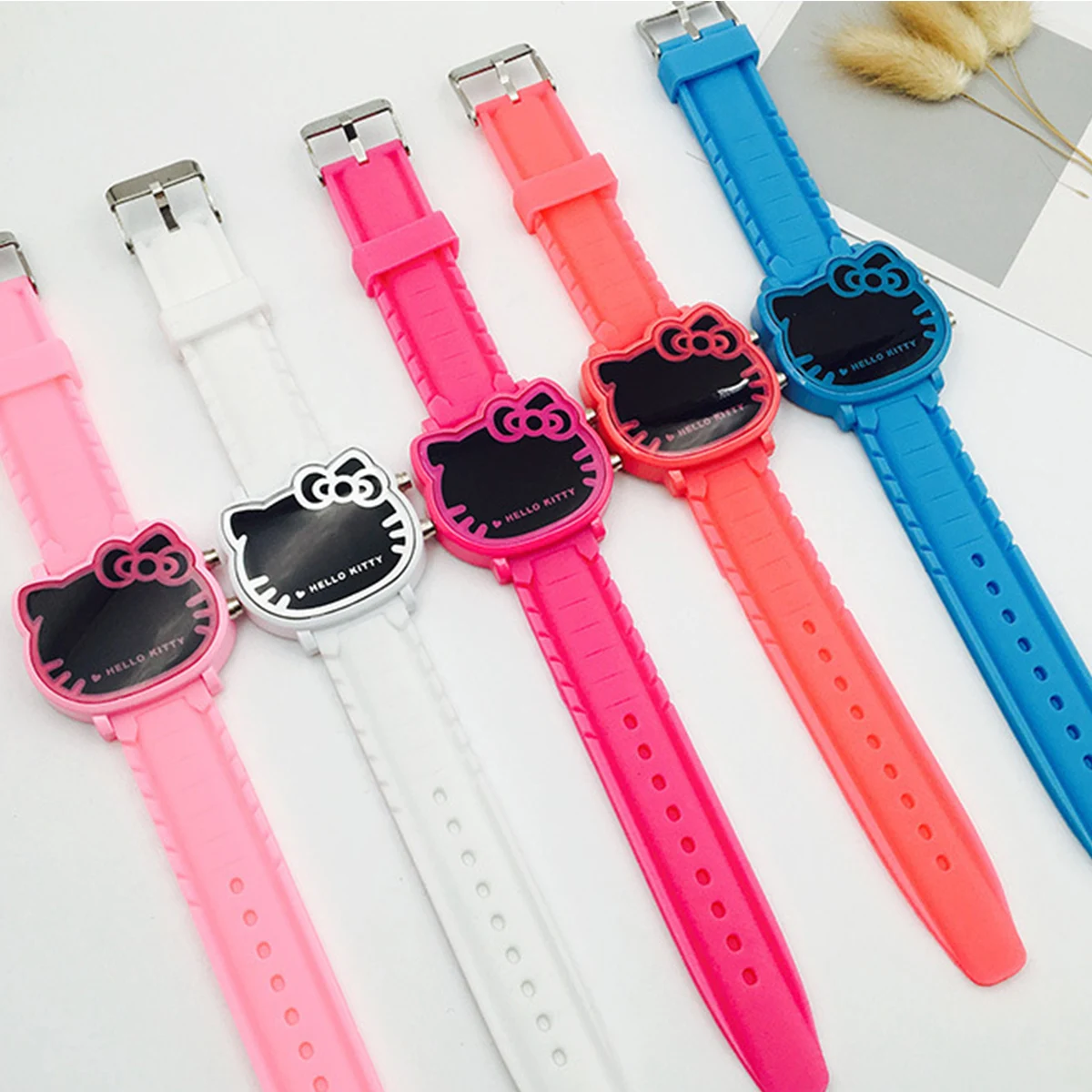 น่ารักการ์ตูนดิจิตอลนาฬิกาเด็กนักเรียนชั้นประถมศึกษาหญิง LED นาฬิกาข้อมืออิเล็กทรอนิกส์แฟชั่นนาฬิกาเด็กนาฬิกาของขวัญ