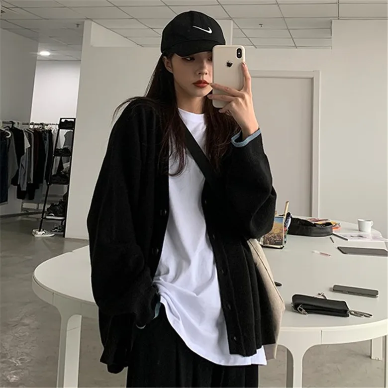 Cardigan Women Sweater 2025 New Fashion Spring Autumn V-neck Solid Color Round Button Loose Knitted women's Sweater Clothing