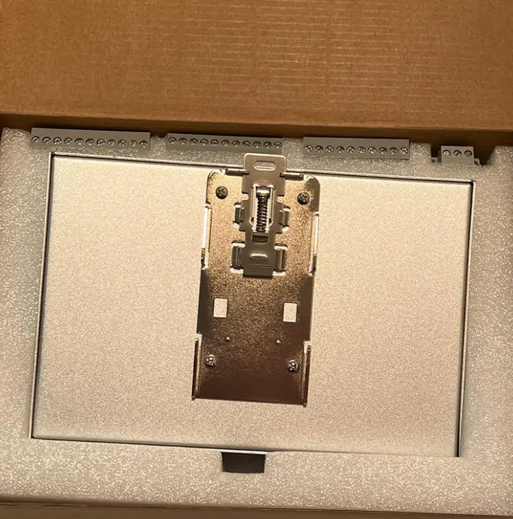 BCL0810E  Extension Board for FSCUT Control System