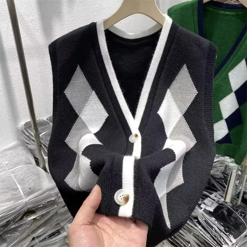 

Knitted Vest Women's Fashionable Spring and Autumn New 2023 Korean Casual Sweater Age Reducing Outerwear Cardigan