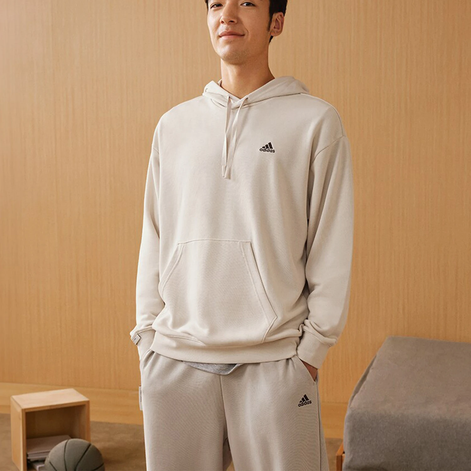 

Adidas genuine 2023 Autumn New Unisex Loose Sports Sweatshirt IZ1457