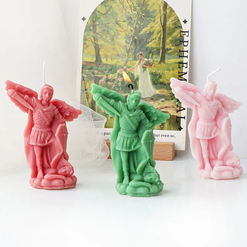 Triumphal Female Warrior Candle Mold 3D H eroic Warriors and Captive Portrait Abstract Candle Plaster Decor Resin Silicone Mould