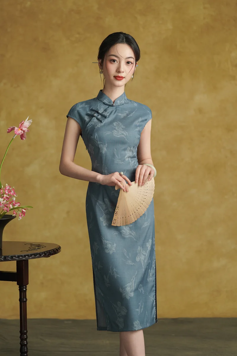 

Vintage Short Sleeve Dress Qipao Chinese Style Long Elegant Jacquard Satin Cheongsam