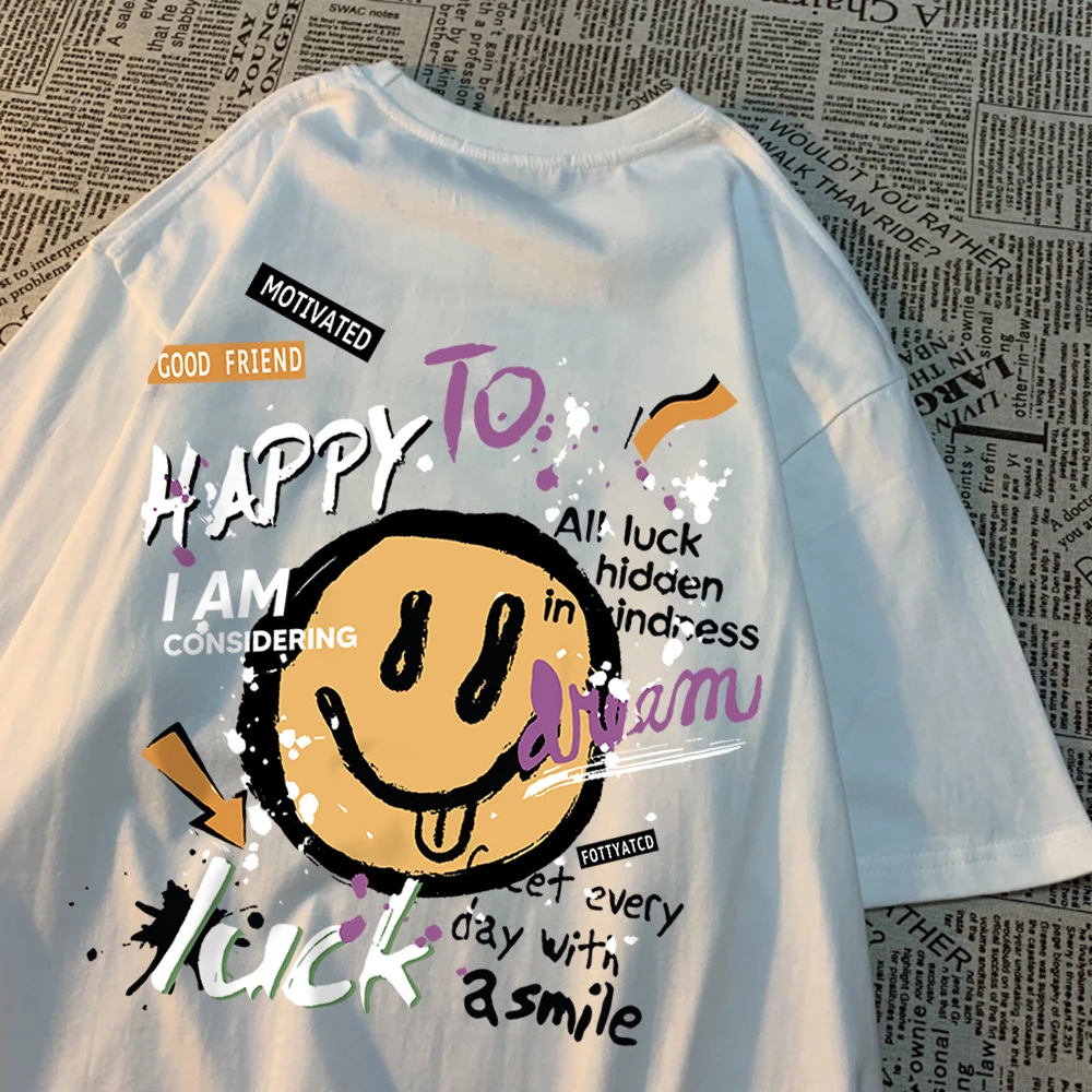 Happy To Dream Luck Smile Mężczyźni Kobiety T-Shirt Wysokiej jakości koszulki z okrągłym dekoltem Letnia luźna odzież sportowa Bawełniane oddychające koszulki