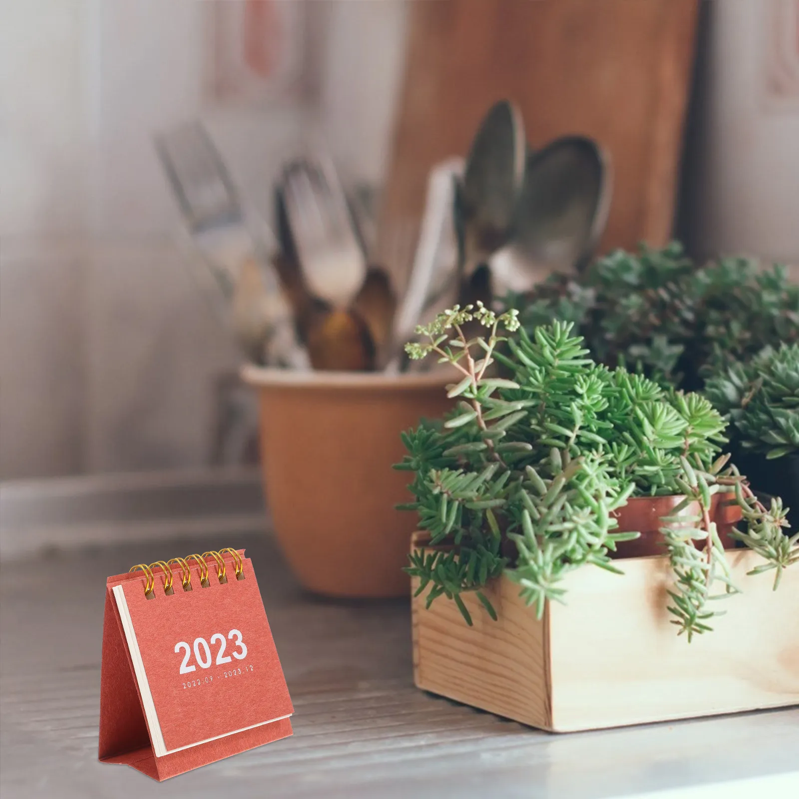 

1Pcs 2023 Mini Desktop Calendar Stylish Design Lightweight Office Home Planner Accessory Paper Calendars