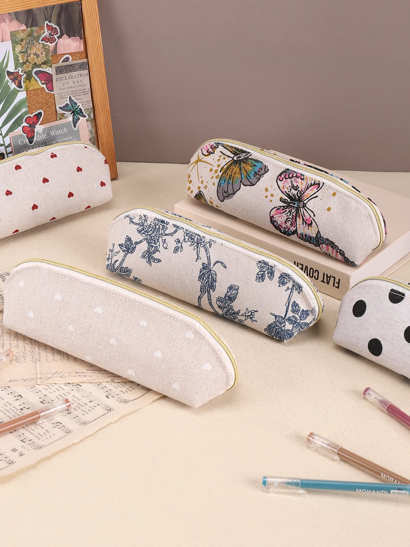 Mini Triangle Pencil Case Canvas Zipper Pouch Cute Printed Pen Holder Portable Stationery Organizer Back to School Supplies