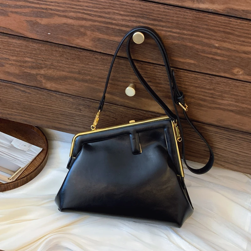 

Elegant Paris Fashion Crossbody Bag Women's Designer Leather Shoulder Bag Vintage Style Solid Color Detachable Chain Strap