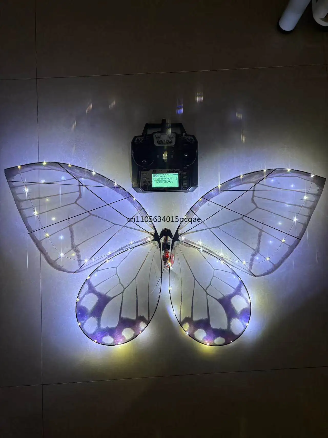 

Стеклянная бионическая бабочка на пульте управления, с машущими крыльями, коммерческий летающий дрон-бабочка