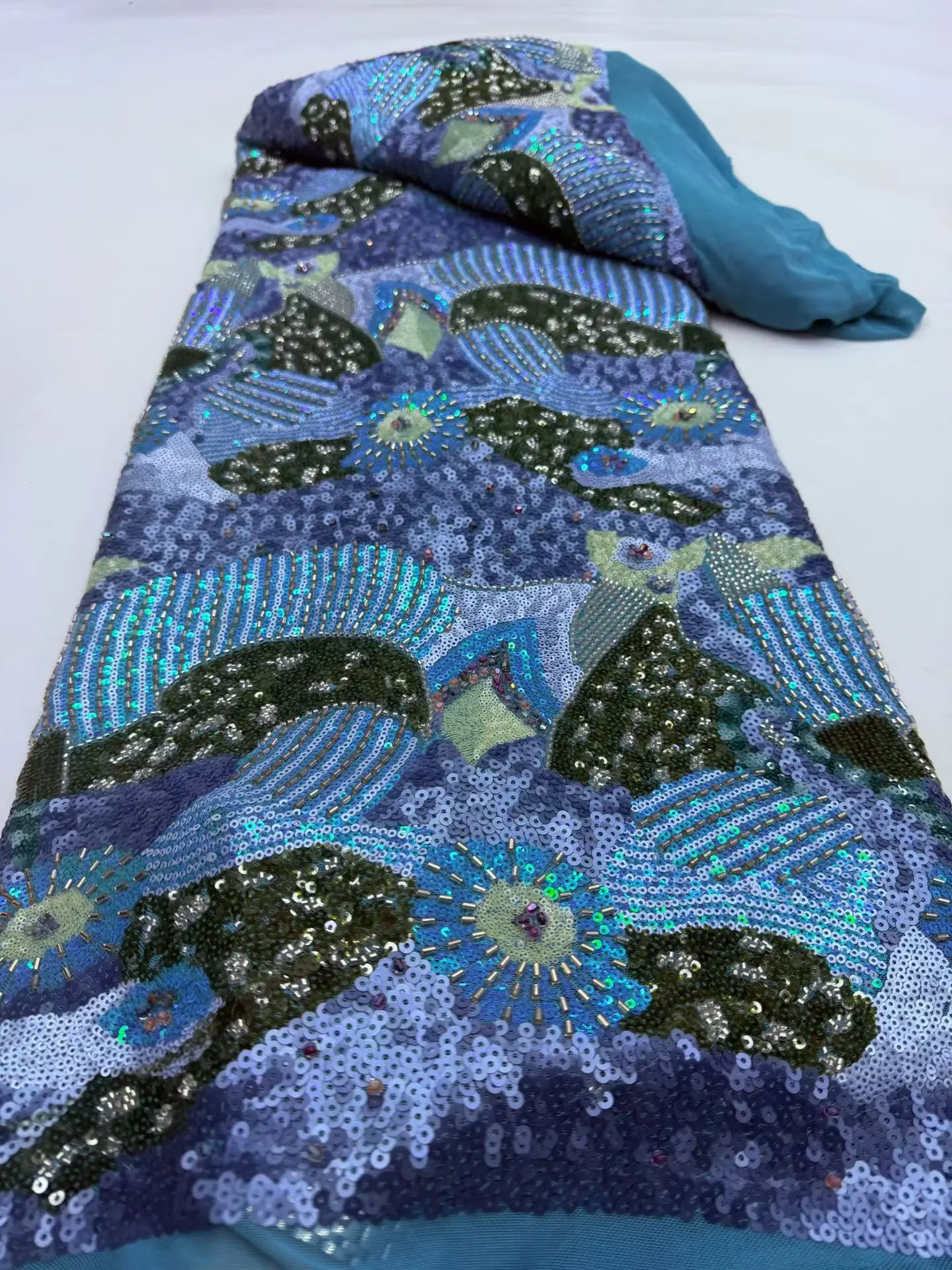 

Высококачественная нигерийская африканская тюлевая кружевная ткань с пайетками и вышивкой, французский гипюр, для свадебных и выпускных платьев, расшитая бисером, 5 ярдов, 2026 год