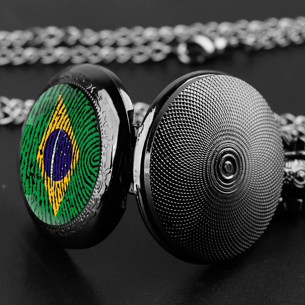 Montre de poche à quartz noir avec dôme en verre et drapeau brésilien, avec cadran en chiffres arabes et chaîne durable, cadeau rétro pour hommes et femmes
