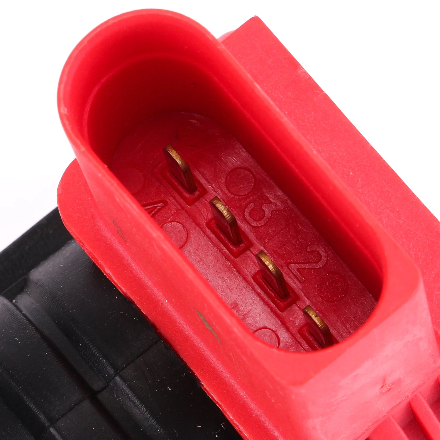 06E905115E 06E905115 Ignition Coil Pack For Volkswagen CC Beetle Eos Golf R Tiguan Audi A4 A5 R8 VW Golf GTI 2.0T brand new