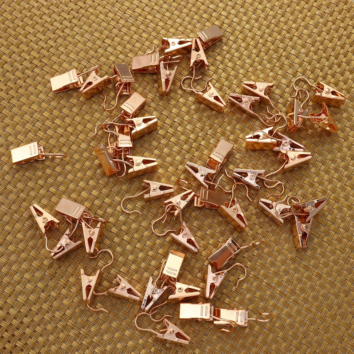 

100pcs Metal Curtain Clips Stainless Steel Drapery Hooks Golden Iron Pothook NonSlip Hardware Accessories